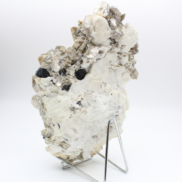 Mica et tourmaline noire sur quartz afghan