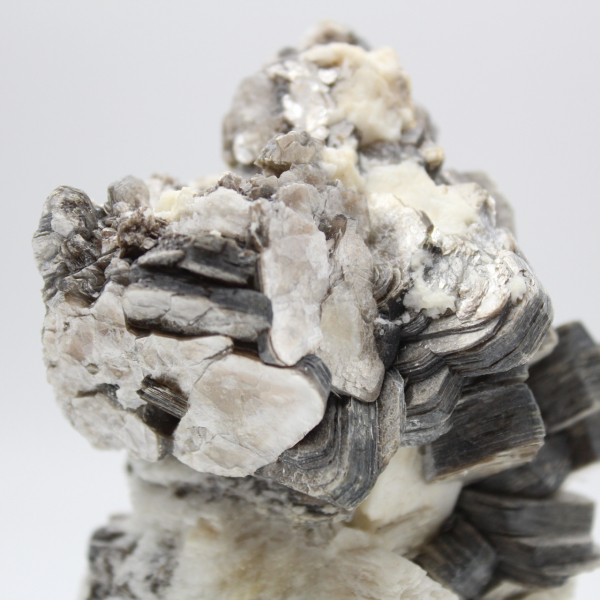 Mica cristallisé sur quartz blanc d’Afghanistan