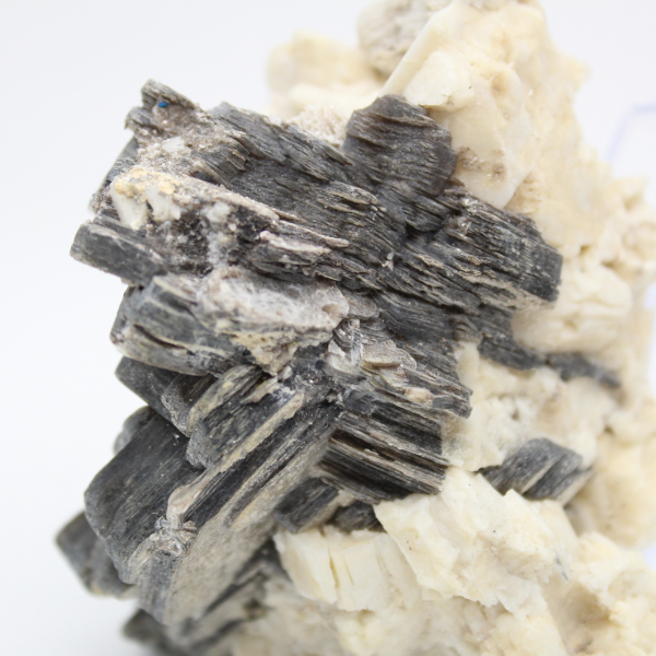 Quartz blanc et mica afghan sur gangue