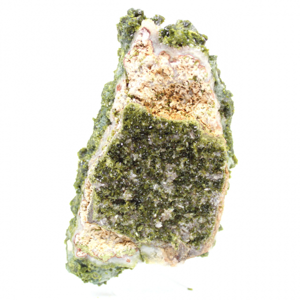 Cristaux d’épidote verte sur matrice du Haut Atlas