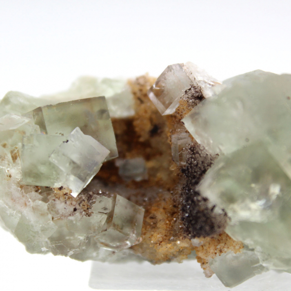 Pierre de Fluorite brute : Très petit modèle Maroc