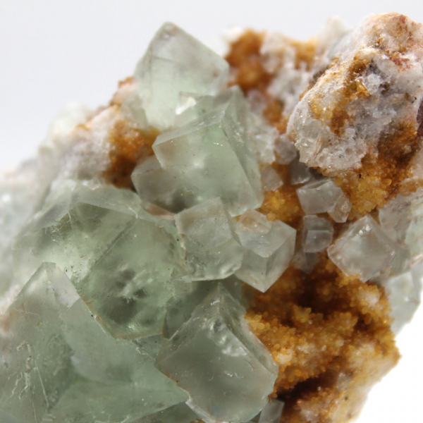 Fluorite verte brute : Petit cristal sur sa gangue Maroc