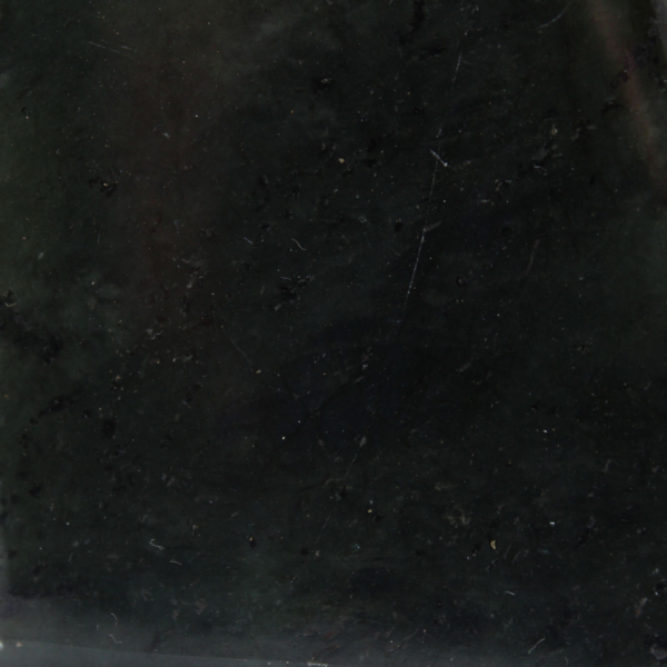 Labradorite Polie, Spécimen Compact de Madagascar