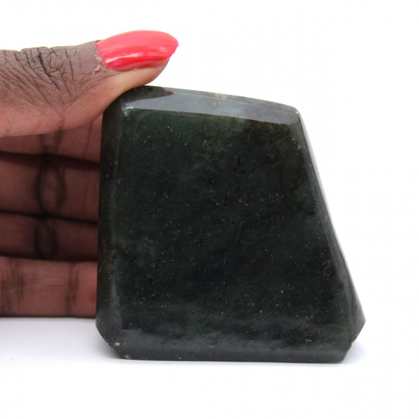 Labradorite Polie, Spécimen Compact de Madagascar