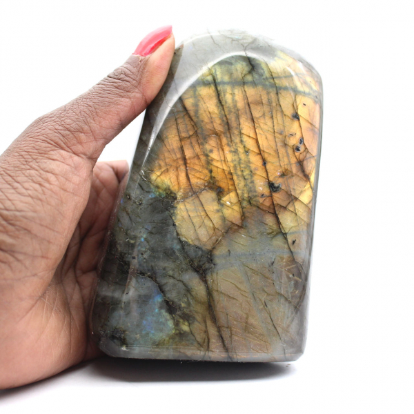 Labradorite Polie, Spécimen Décoratif Madagascar