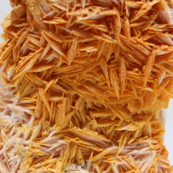 Cristaux naturels de barytine orange du Maroc