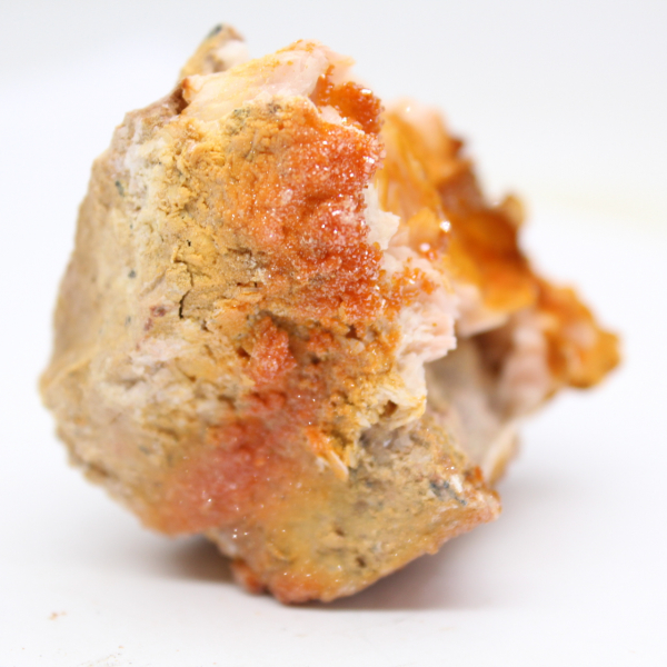 Petit spécimen de barytine orange du Maroc