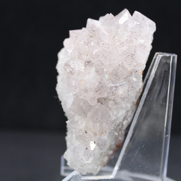 Druses de Quartz avec Goethite, Spécimen minéral 155g