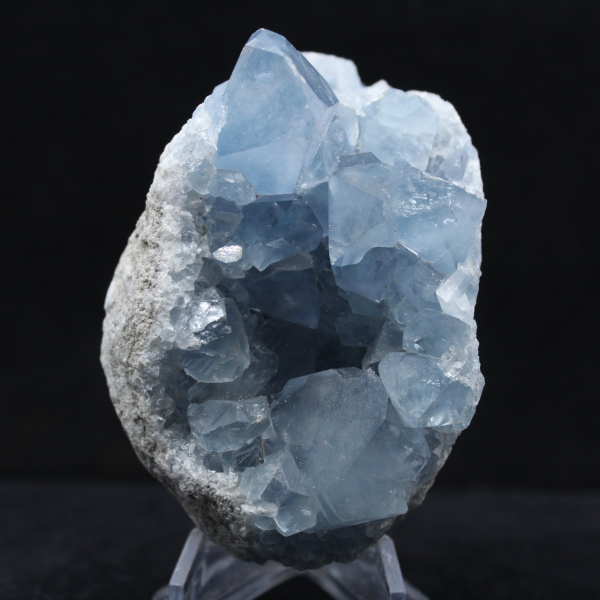 Géode Massive de Célestine de Madagascar