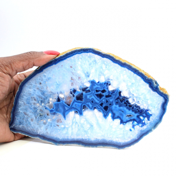 Agate bleue en tranche allongée pour vitrine