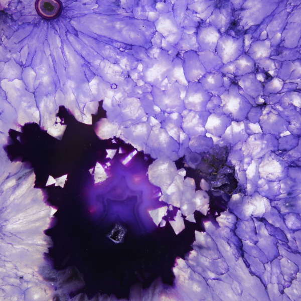 Tranche d'Agate Massive du Brésil, Nuances Violettes