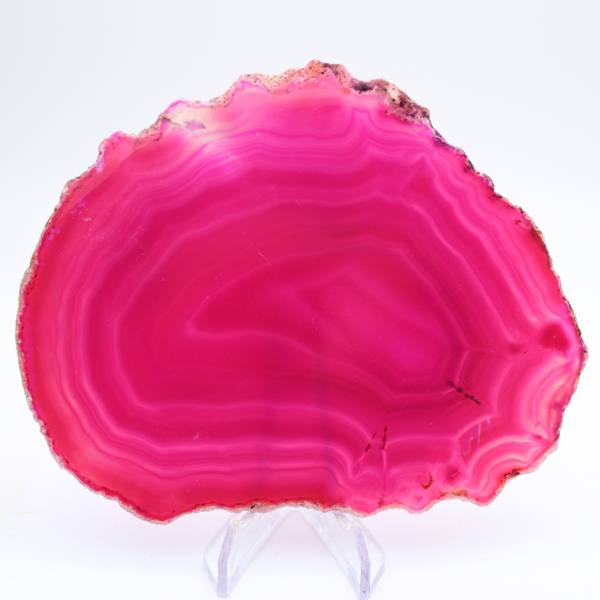 Agate décorative teinté rose en tranche