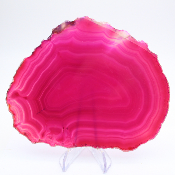 Agate décorative teinté rose en tranche