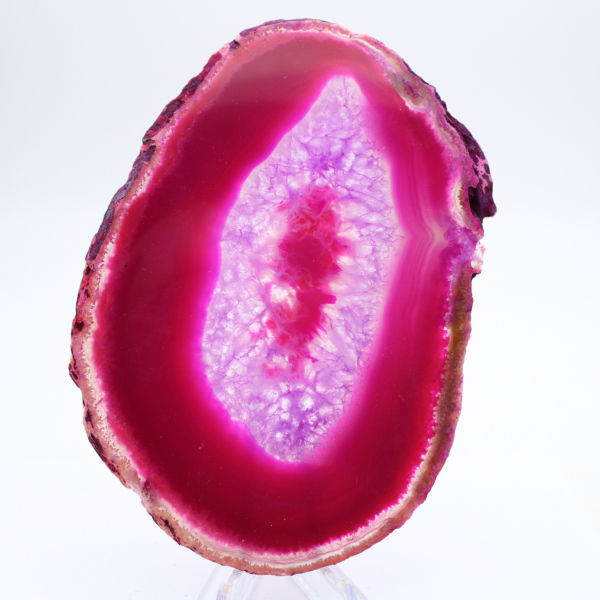 Tranche polie d’agate rose teinté