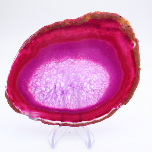 Tranche décorative d’agate rose teinté