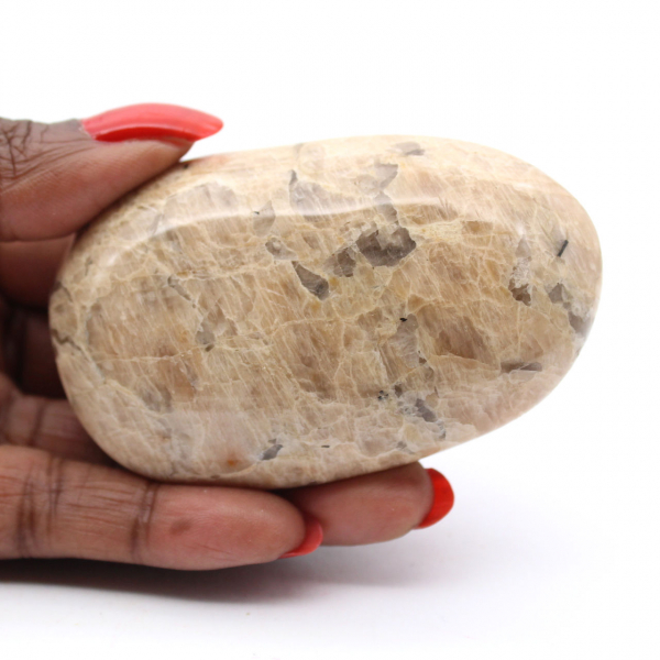 Galet malgache en Feldspath – Spécimen de minéralogie
