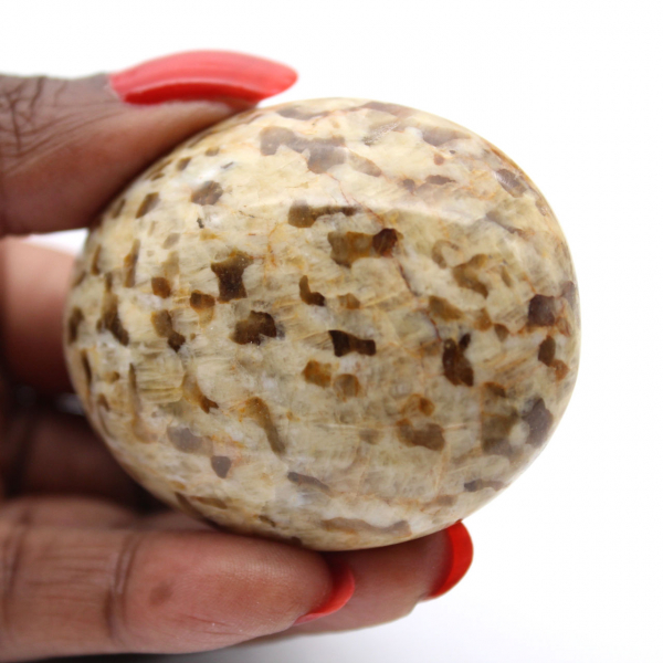 Petit galet en Feldspath de Madagascar – Spécimen naturel