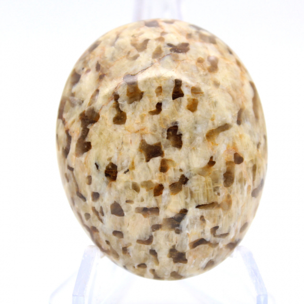 Petit galet en Feldspath de Madagascar – Spécimen naturel