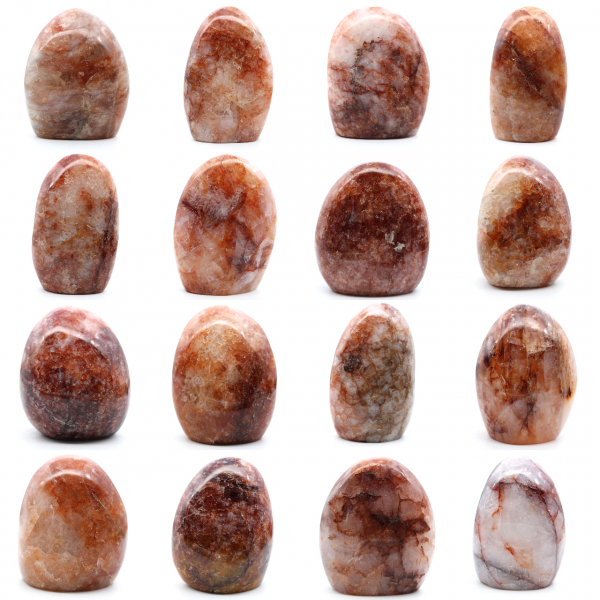 Roche polie en quartz rouge