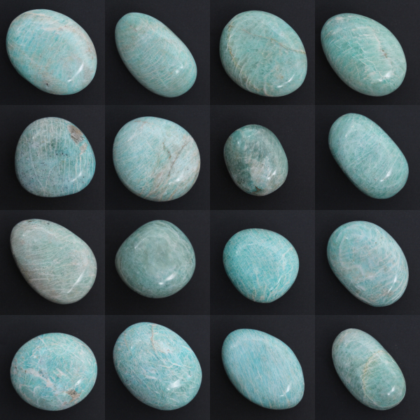 Galet en amazonite