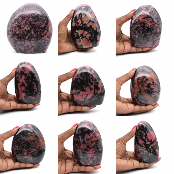 Roche en Rhodonite naturelle