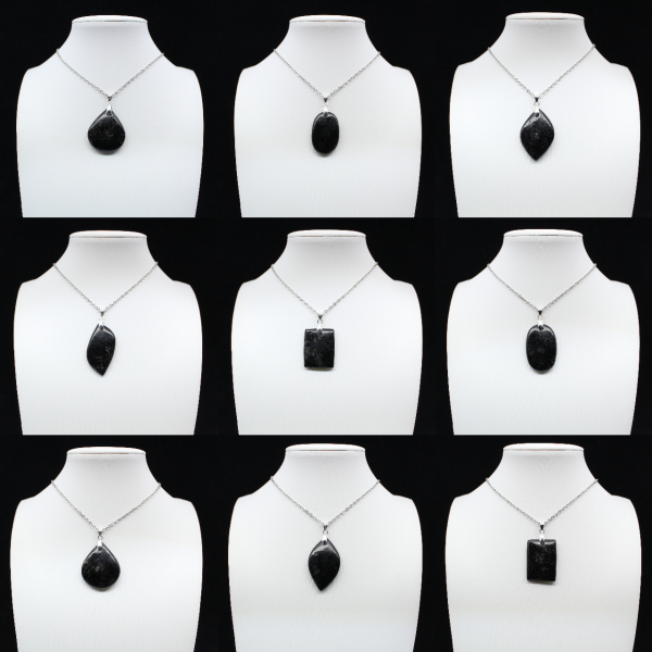 Pendentif tourmaline noire