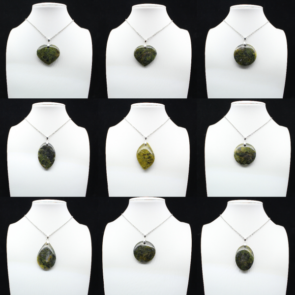 Pendentif Rond en opale verte