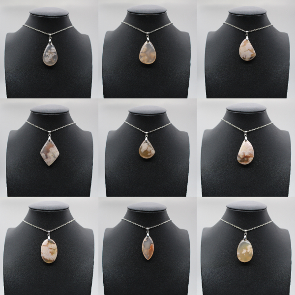 Pendentif goutte en agate fleur