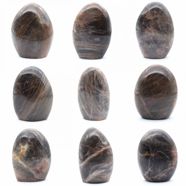 Pierre de lune noire naturelle