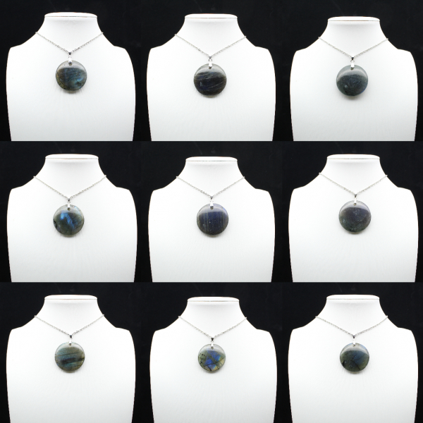 Pendentif rond en labradorite