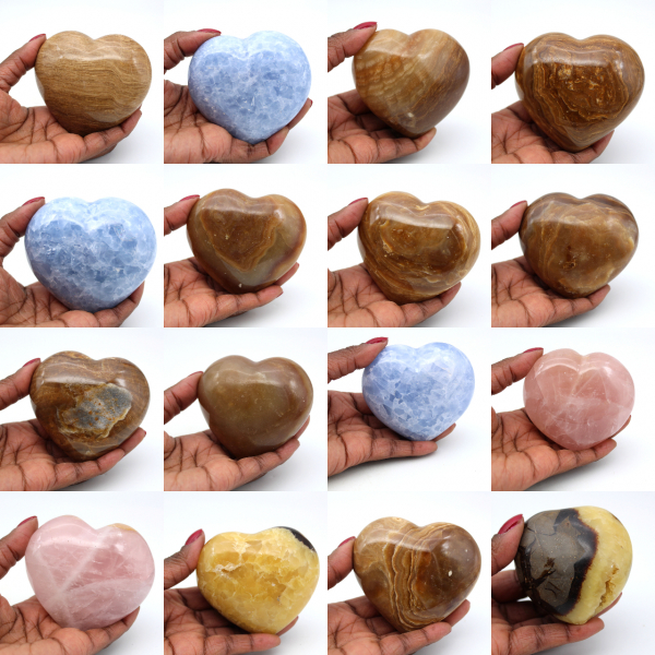 Coeur en calcite bleue