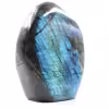 Pierre de Labradorite forme libre d'ornement