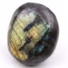 Galet en Labradorite