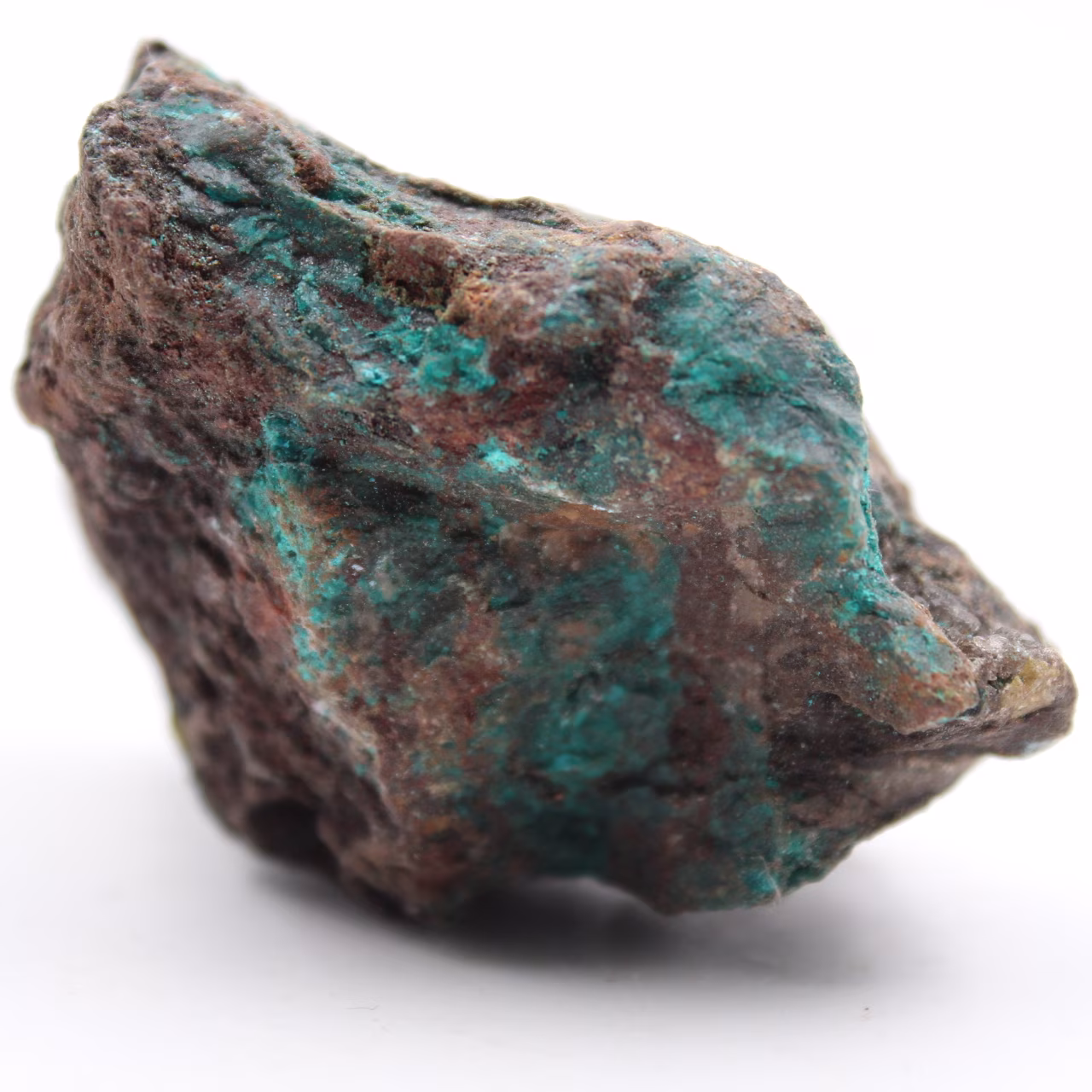 Dioptase brute