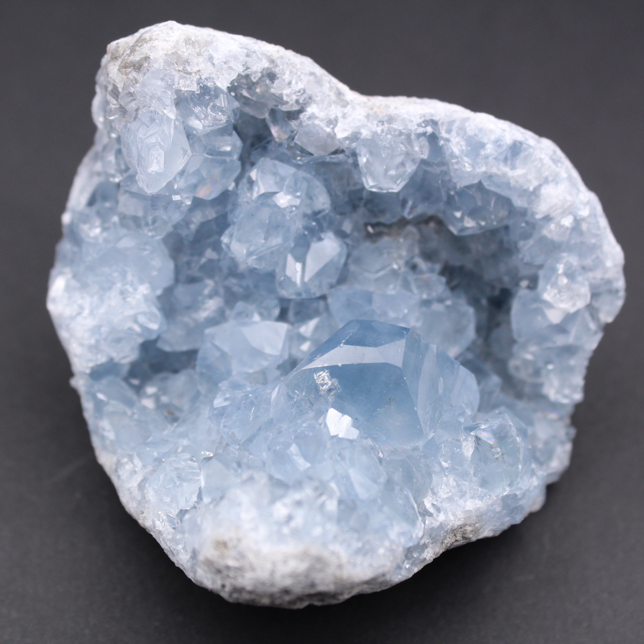 Cristaux de célestite bleue