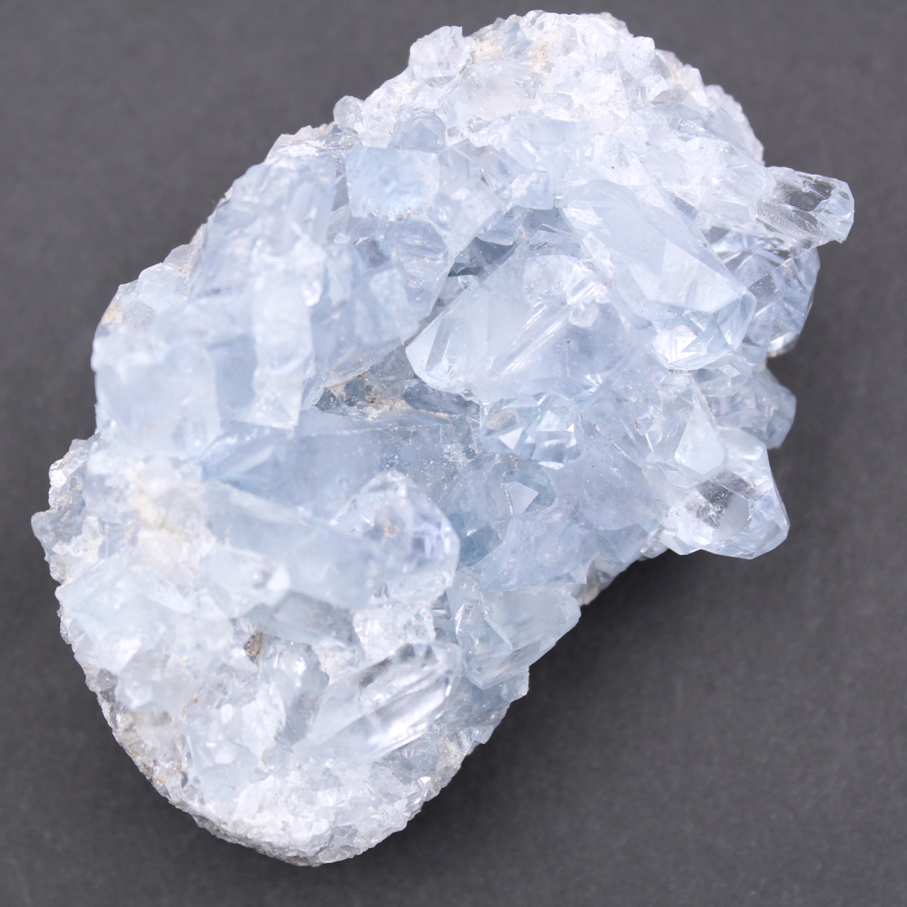 Cristaux de célestite bleue