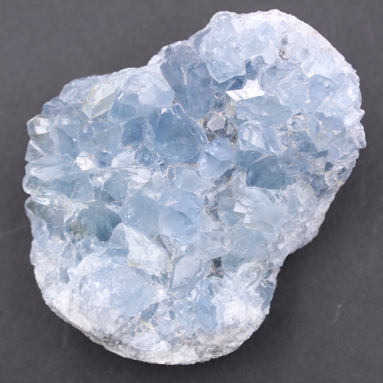 Cristaux de célestite bleue