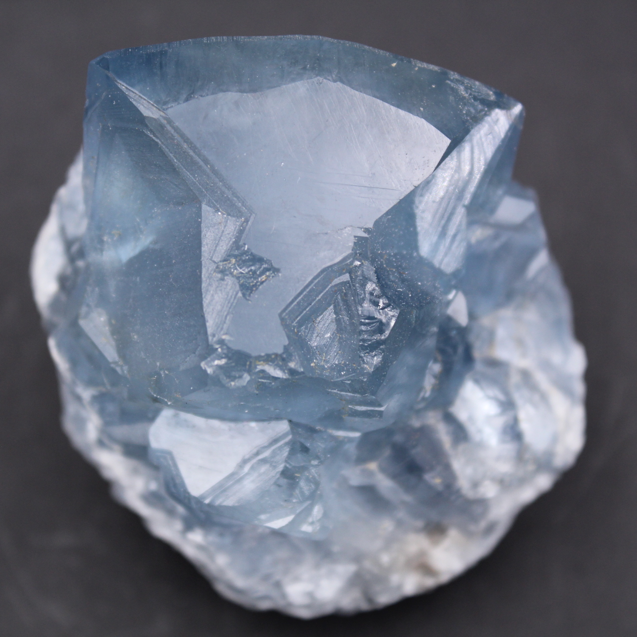 Cristaux de célestite bleue