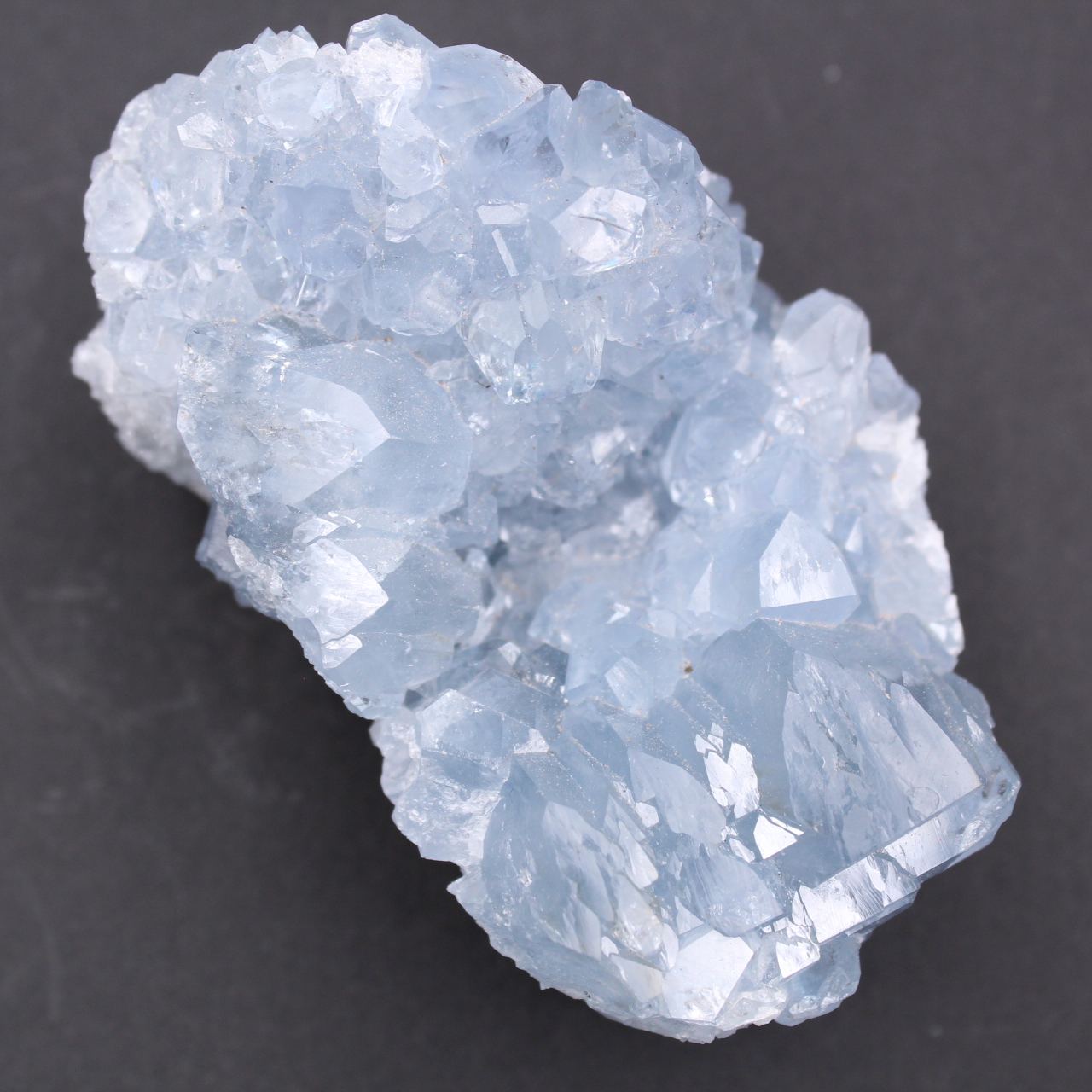 Cristaux de célestite bleue