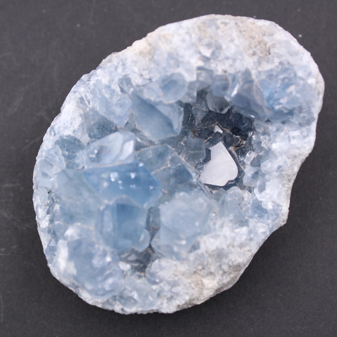 Cristaux de célestite bleue