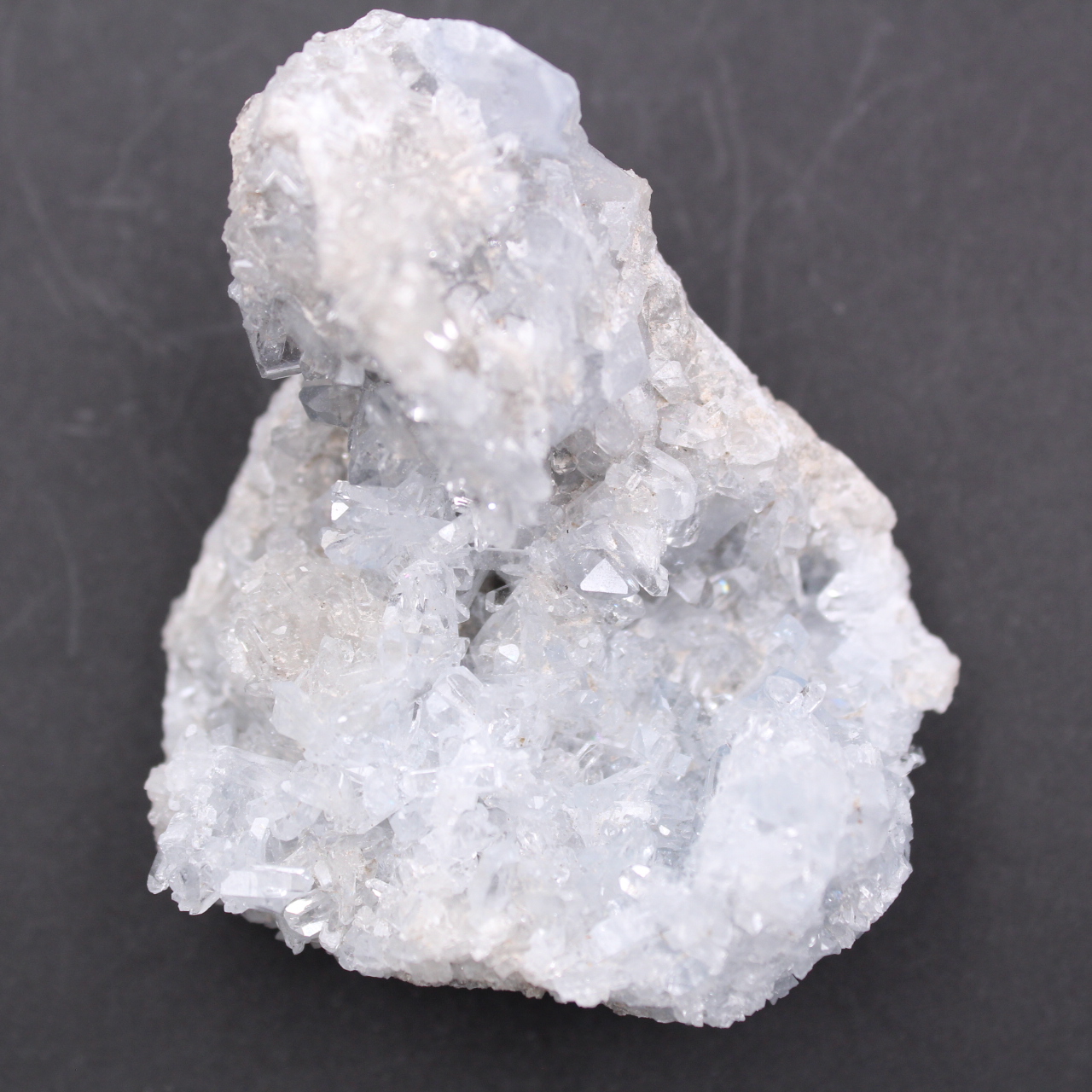 Cristaux de célestite bleue