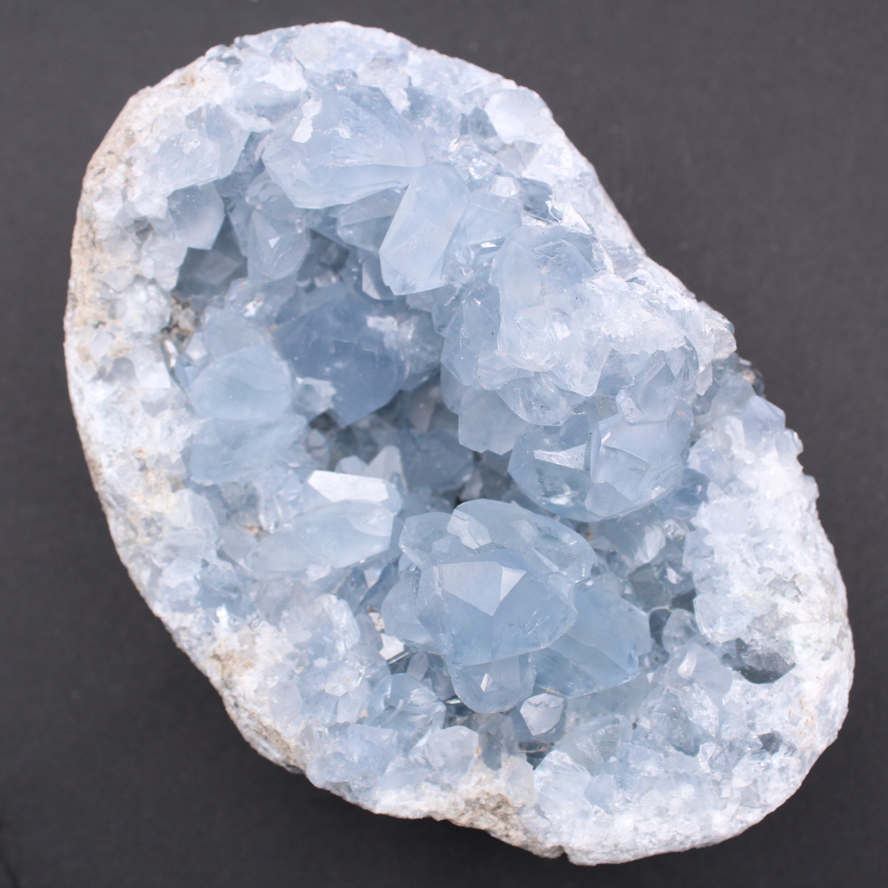 Cristaux de célestite bleue