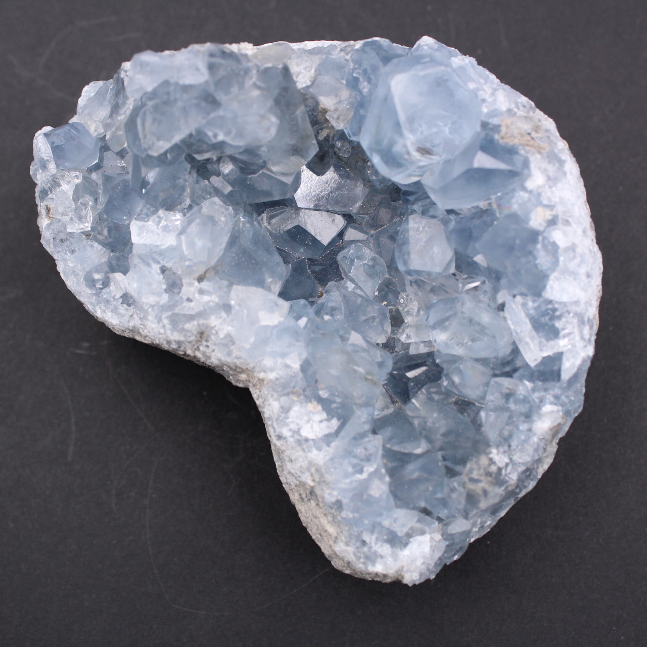 Cristaux de célestite bleue