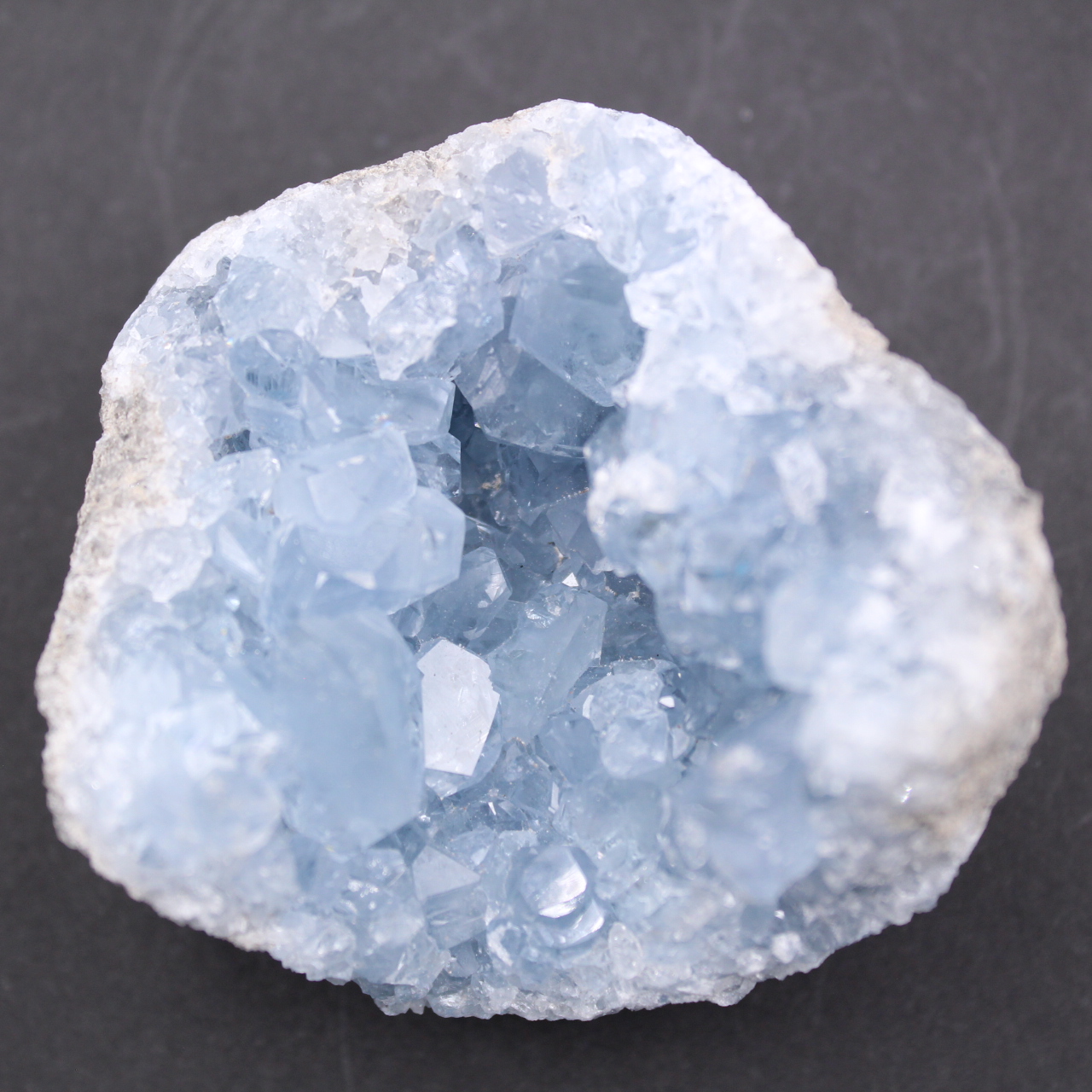 Cristaux de célestite bleue