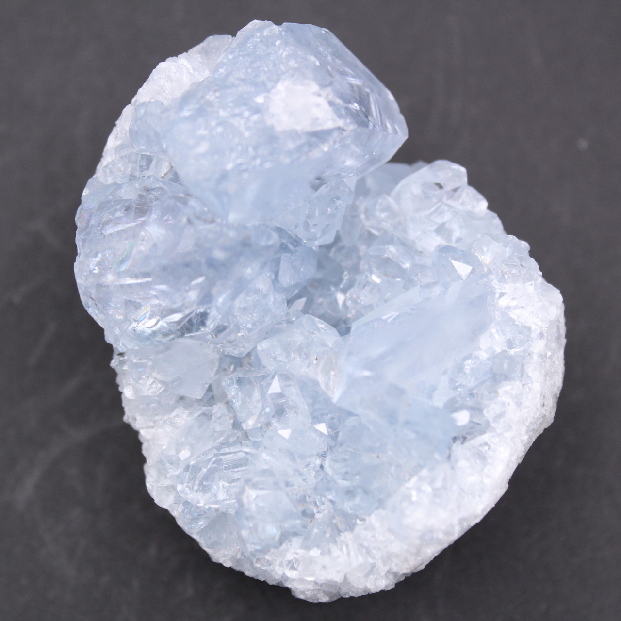 Cristaux de célestite bleue