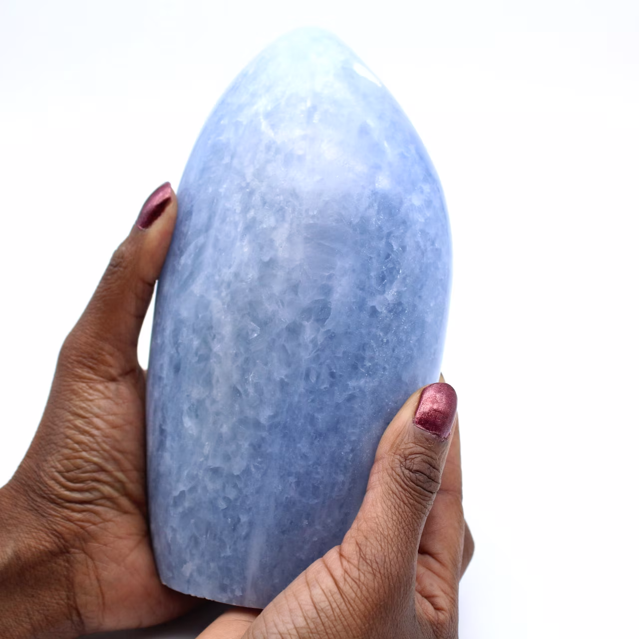 Pierre polie en calcite bleue