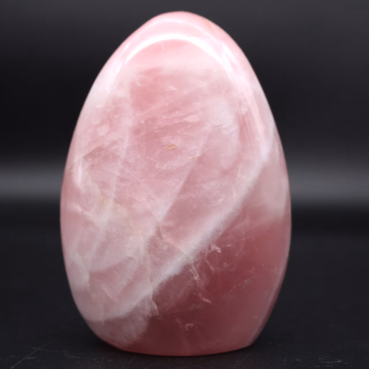 Pierre polie en quartz rose