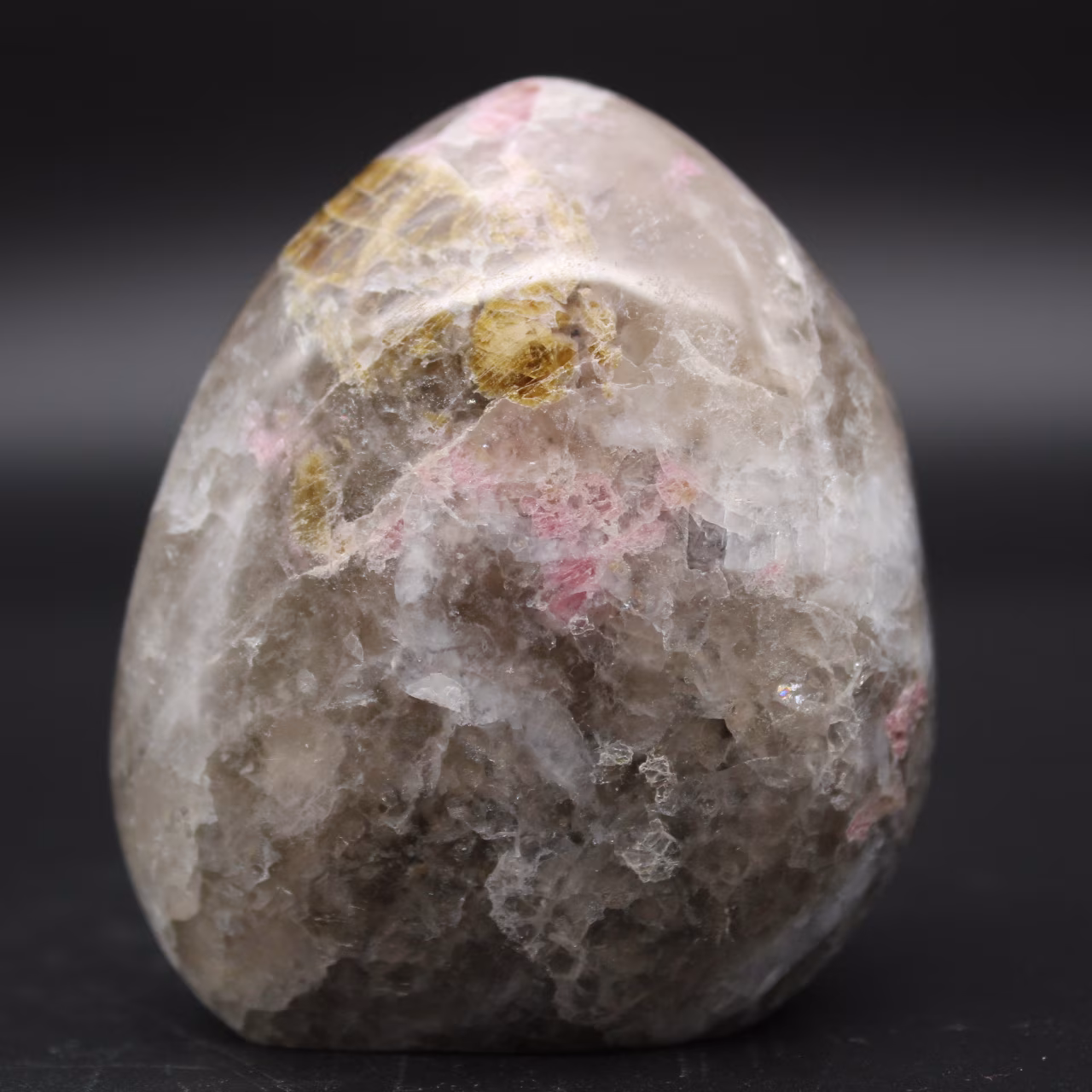 Forme libre à inclusion de Tourmaline