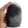 Forme libre en pierre de lazurite - 1