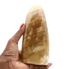 Pierre en Calcite miel de Madagascar - 1